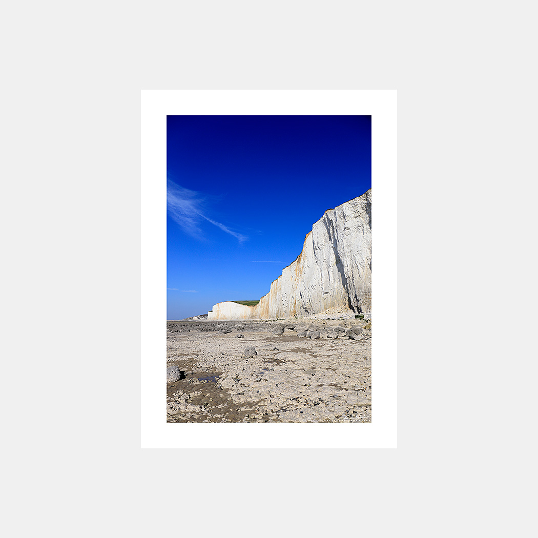 Poster Photo Falaises de Ault - Au pied des falaises du Bois de Cise à marée basse - Image de la Côte Picarde - Hauts-de-France - Christophe Schambert